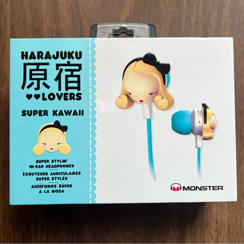 Gwen Stefani Harajuku Lovers Super Kawaii In-Ear Headphones by Monster